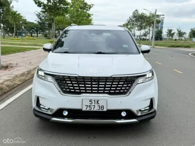 Kia Carnival 2.2D Signature 2023