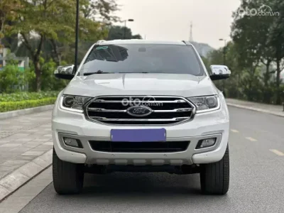 Ford Everest Titanium 2.0 AT 4×2 2020