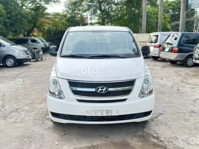Hyundai Grand Starex 2.5 MT 2015