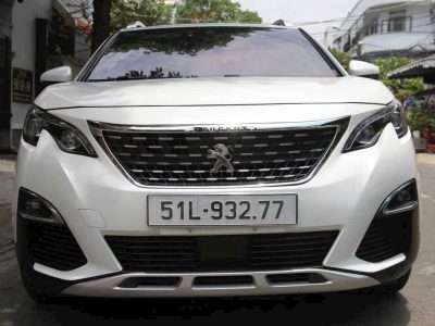 PeuGeot 3008 2019 Bản cao cấp cửa sổ trời toàn cảnh 02 ghế điện