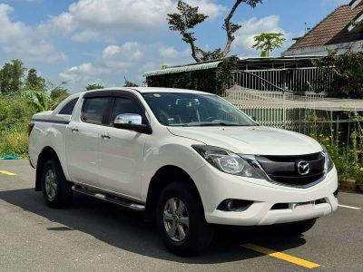 Bán xe Mazda BT-50 sx2018 2 cầu số sàn