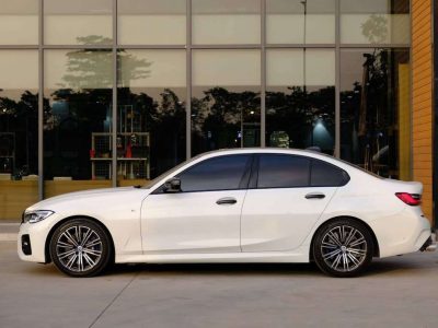 BMW 330i – sx 2022 – 6v5