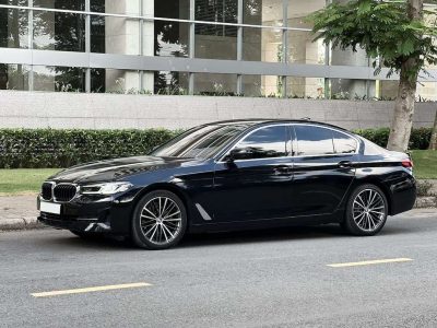 BMW 520i Luxury Sxuất 2022 G30 – 1 chủ từ đầu