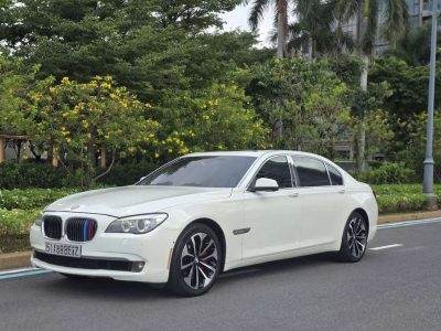 BMW 750Li model 2010