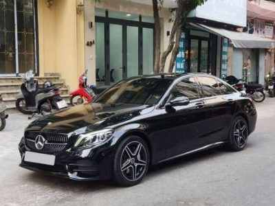 C300 AMG sx 2019 nay giá chỉ còn 8xxtr