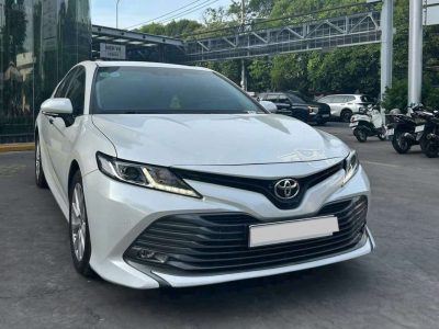 Camry 2.0G 2021 màu Trắng cực đẹp