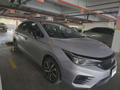Honda City RS 2021 màu bạc, chính chủ
