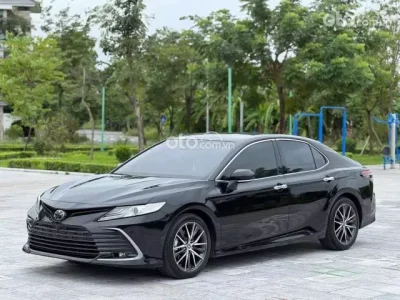 Toyota Camry 2.5Q 2022