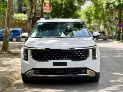 Kia Carnival 2.2D Signature 2025