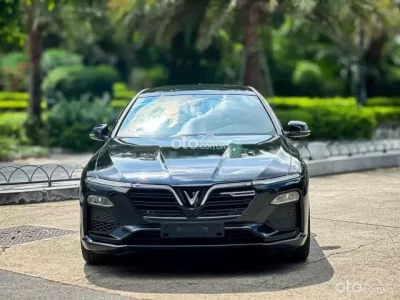 VinFast LUX A2.0 Tiêu chuẩn 2021