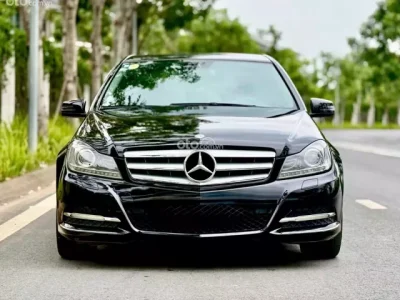 Mercedes-Benz C200 Avantgarde 2012