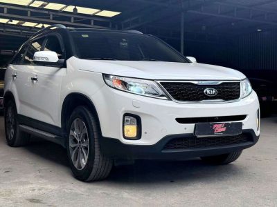 KIA Sorento 2017 bản full máy dầu 2 cầu