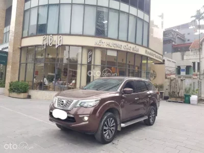 Nissan Terra V 4WD 7 AT 2019