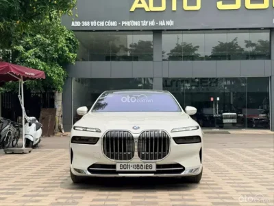 BMW 740i 2023
