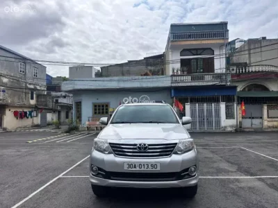 Toyota Fortuner 2.7 V 4X2 AT 2015