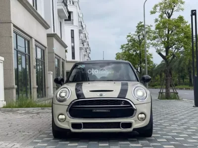 Mini Cooper S 5 cửa 2016