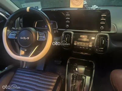 Kia Sonet 1.5 Luxury 2023