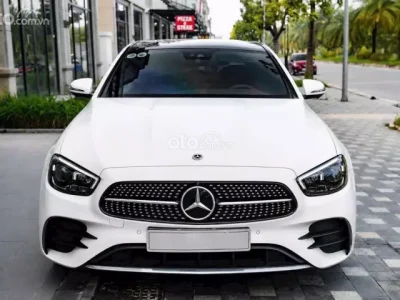 Mercedes-Benz E300 AMG V1 2022