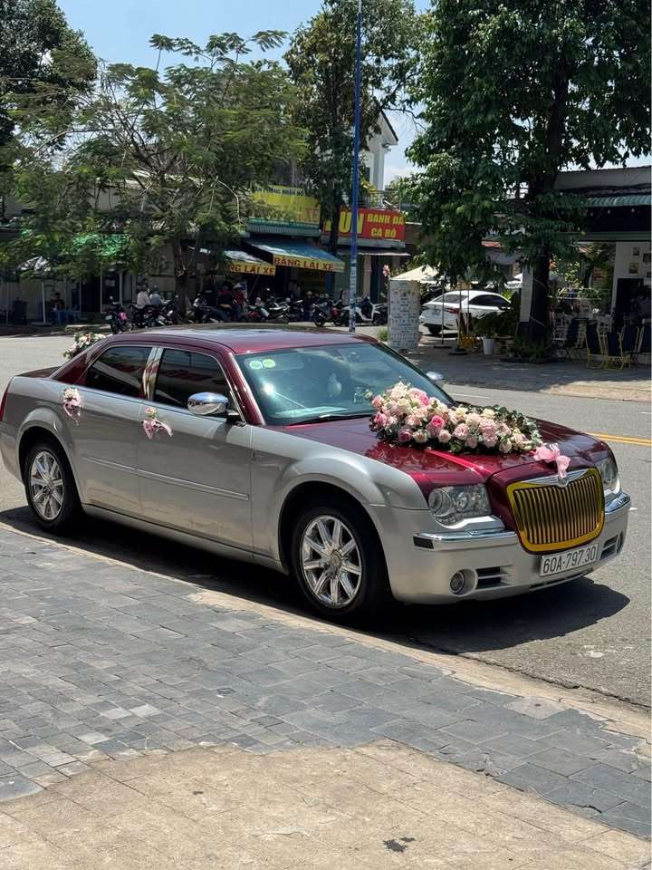 Chrysler 300c limitted bản full