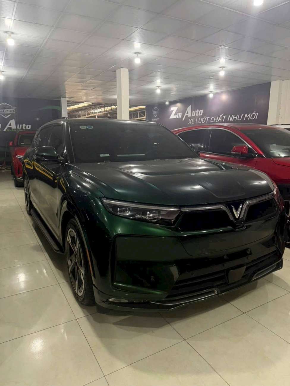 VF9 plus thuê pin odo 3,1v 7 ghế trần kính